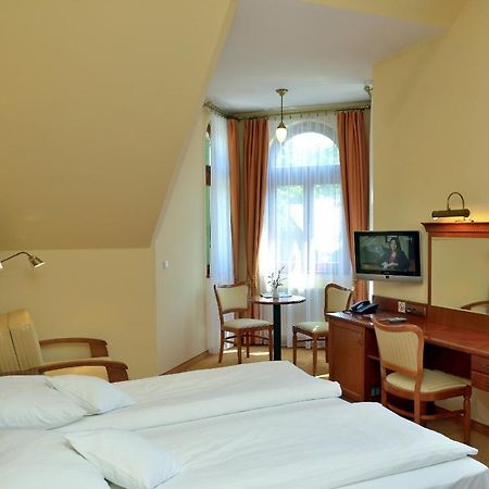 Hotel Stefania Krynica Zdroj Ngoại thất bức ảnh