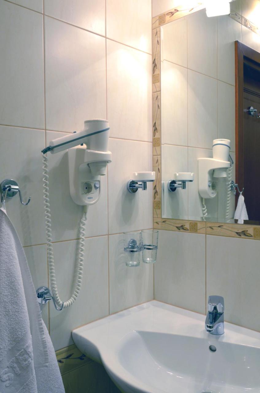 Hotel Stefania Krynica Zdroj Ngoại thất bức ảnh